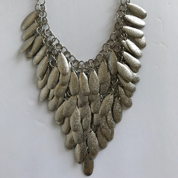 Silver Necklace w/Free Flowing Tear Drops - Picture 2 of 2